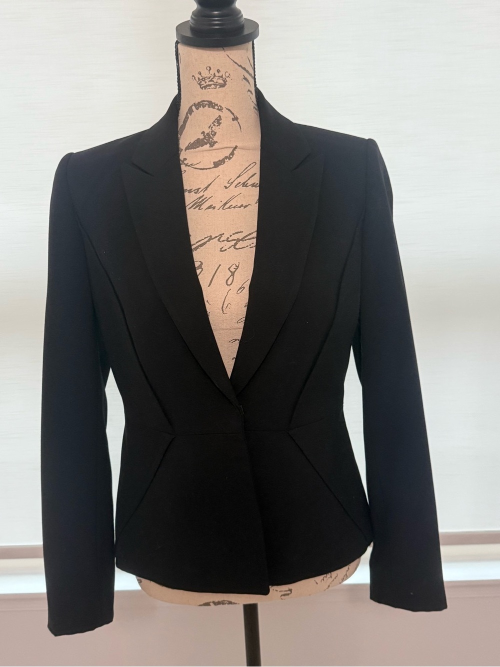 Women's Black Tailored Single-Button Blazer